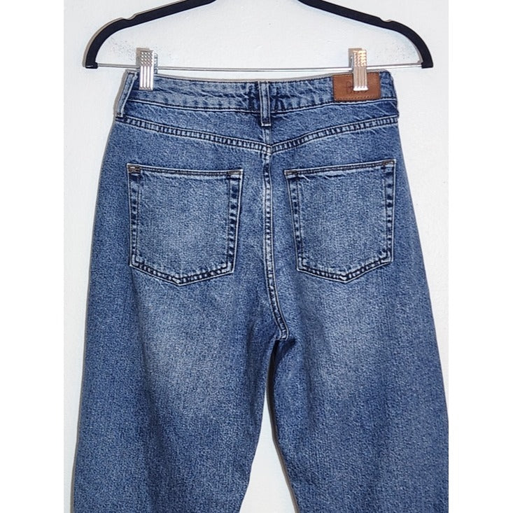 BDG Urban Outfitters Pintuck Mom Jeans Size 27x32