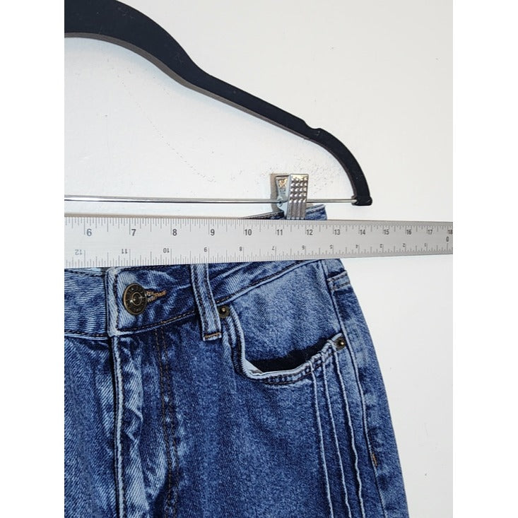 BDG Urban Outfitters Pintuck Mom Jeans Size 27x32