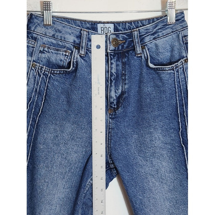 BDG Urban Outfitters Pintuck Mom Jeans Size 27x32