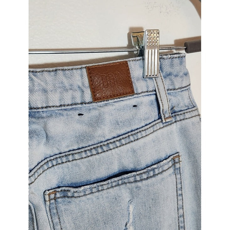 BDG High Rise Mom Jeans Tapered Distressed Denim Size 28