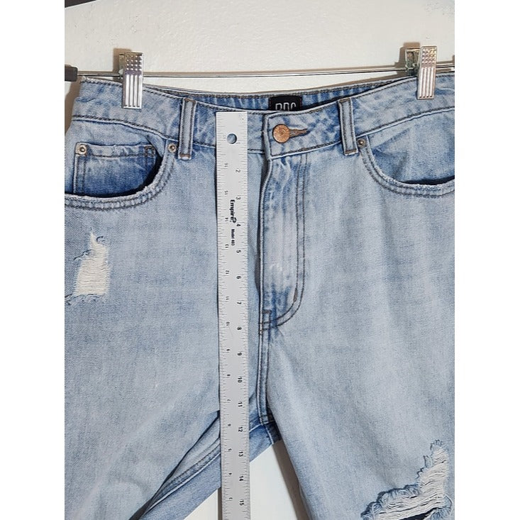 BDG High Rise Mom Jeans Tapered Distressed Denim Size 28