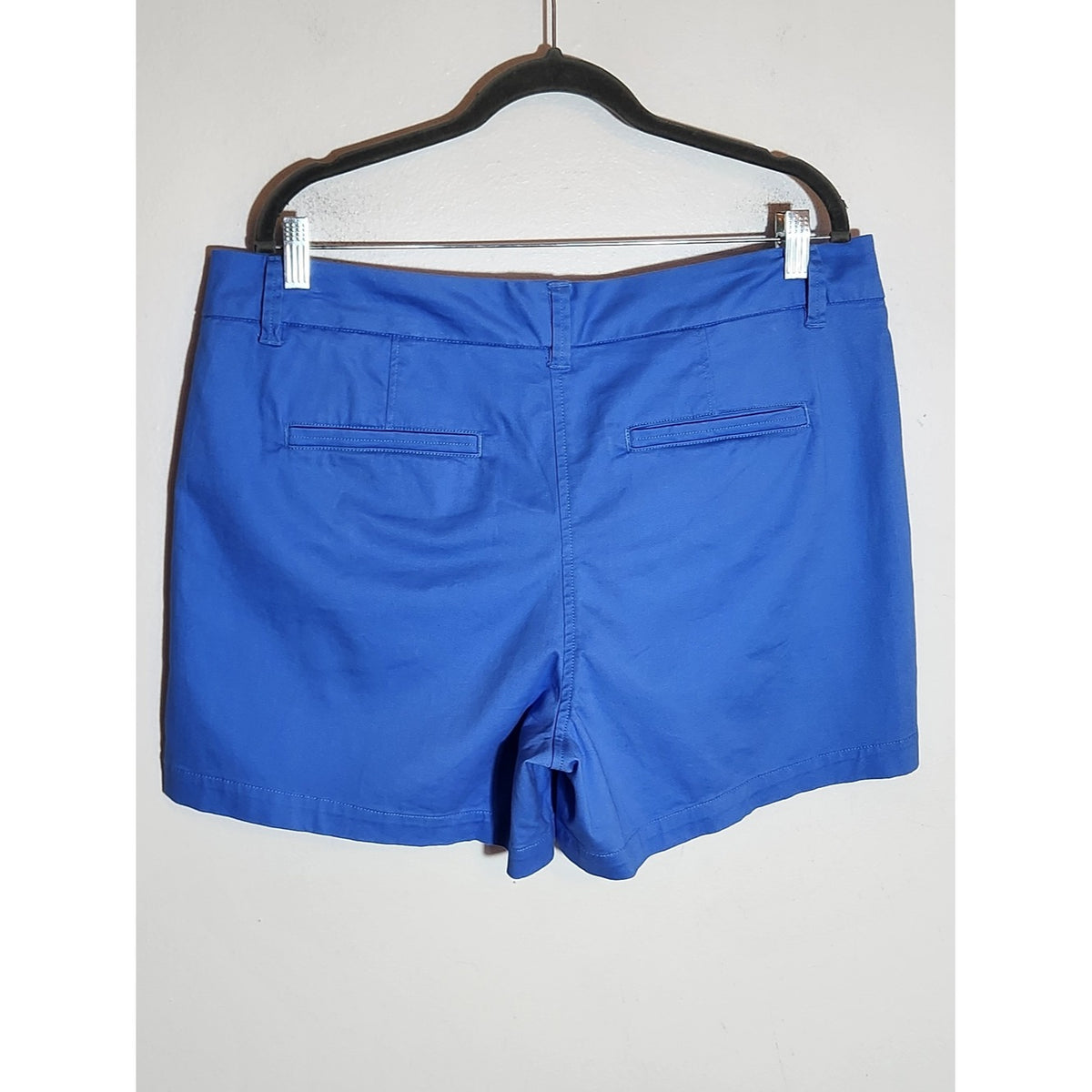 Crown and Ivy Blue Chino Shorts Size 14