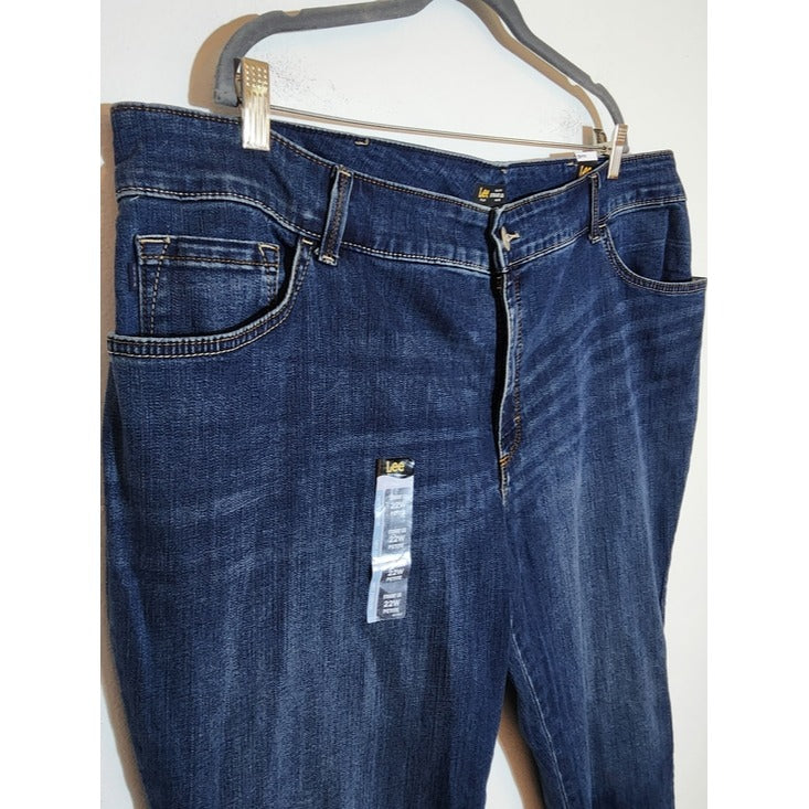 Lee Straight Leg Relaxed Fit Jeans Size 22W Petite NWT