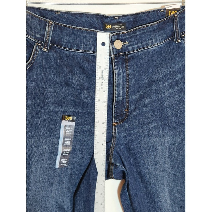 Lee Straight Leg Relaxed Fit Jeans Size 22W Petite NWT
