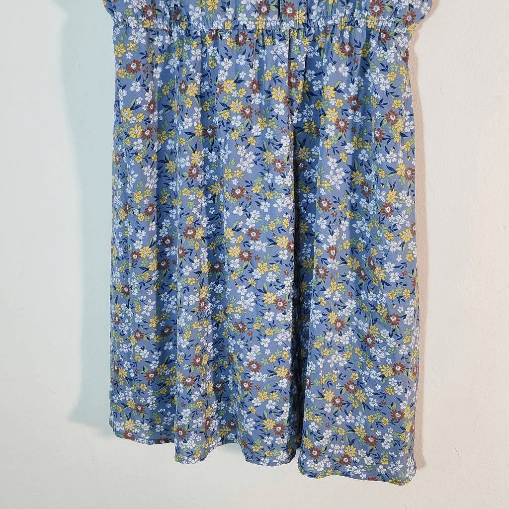 Francesca's Mi Ami Blue Floral Mini Dress NWT Size Medium Wedding Guest Dress