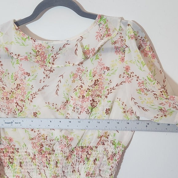 Forever 21 Pink Floral Cropped Top Size Large NWOT