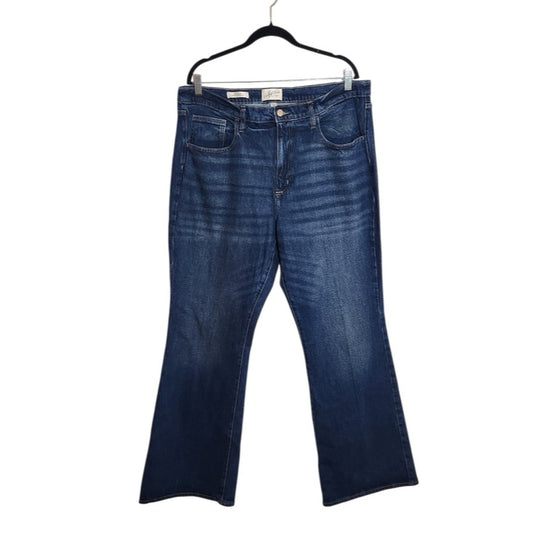 Universal Thread Medium Wash High Rise Flare Leg Jeans Size 16