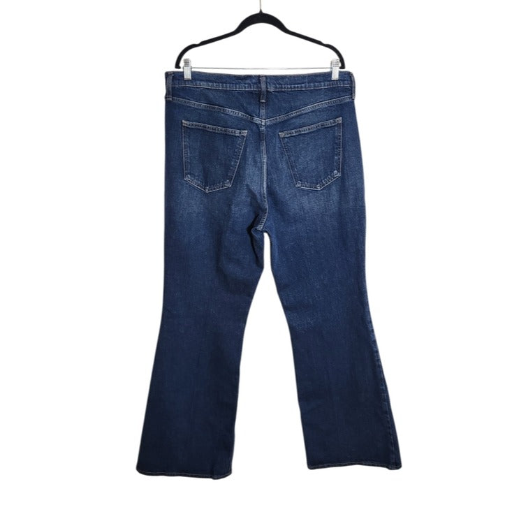 Universal Thread Medium Wash High Rise Flare Leg Jeans Size 16