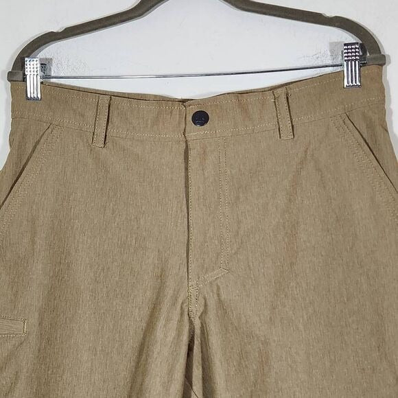 G.H. Bass & Co. Khaki Golf Shorts Size 32 Men's Tan Performance Shorts