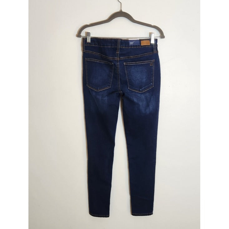 Crown & Ivy Dark Wash Skinny Jeans Size 6 NWT