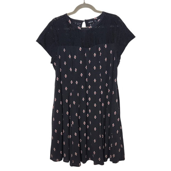 Torrid Black and Gray Print Mini Dress Size 1X