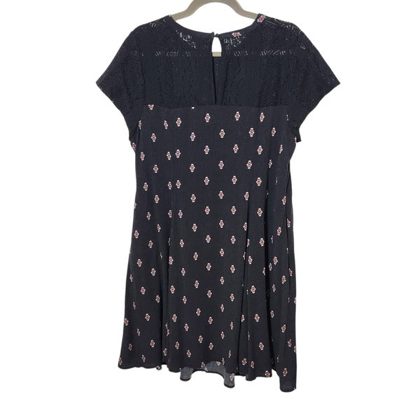 Torrid Black and Gray Print Mini Dress Size 1X