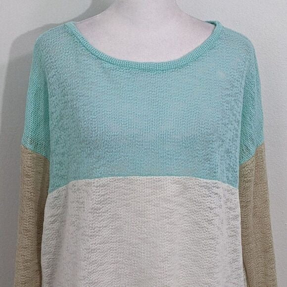 Vanilla Bay Striped Top Size Medium Green Colorblock Top