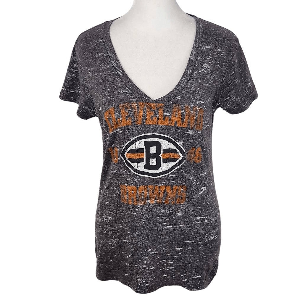Cleveland Browns Gray T-Shirt Size Medium NFL Womens Cleveland Browns V-Neck Tee