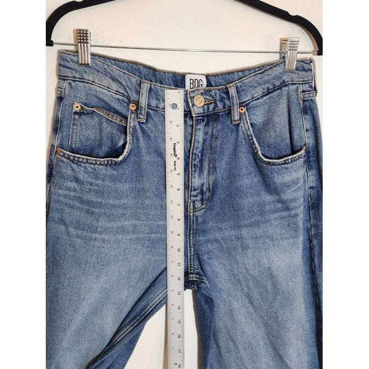 BDG Relaxed Boyfriend Fit Jeans Size 28