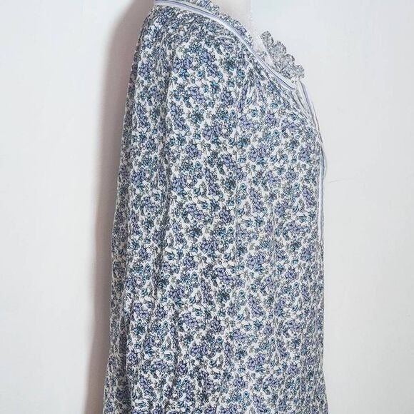 Max Studio Blue Floral Blouse Size Small Blue and White Floral Top