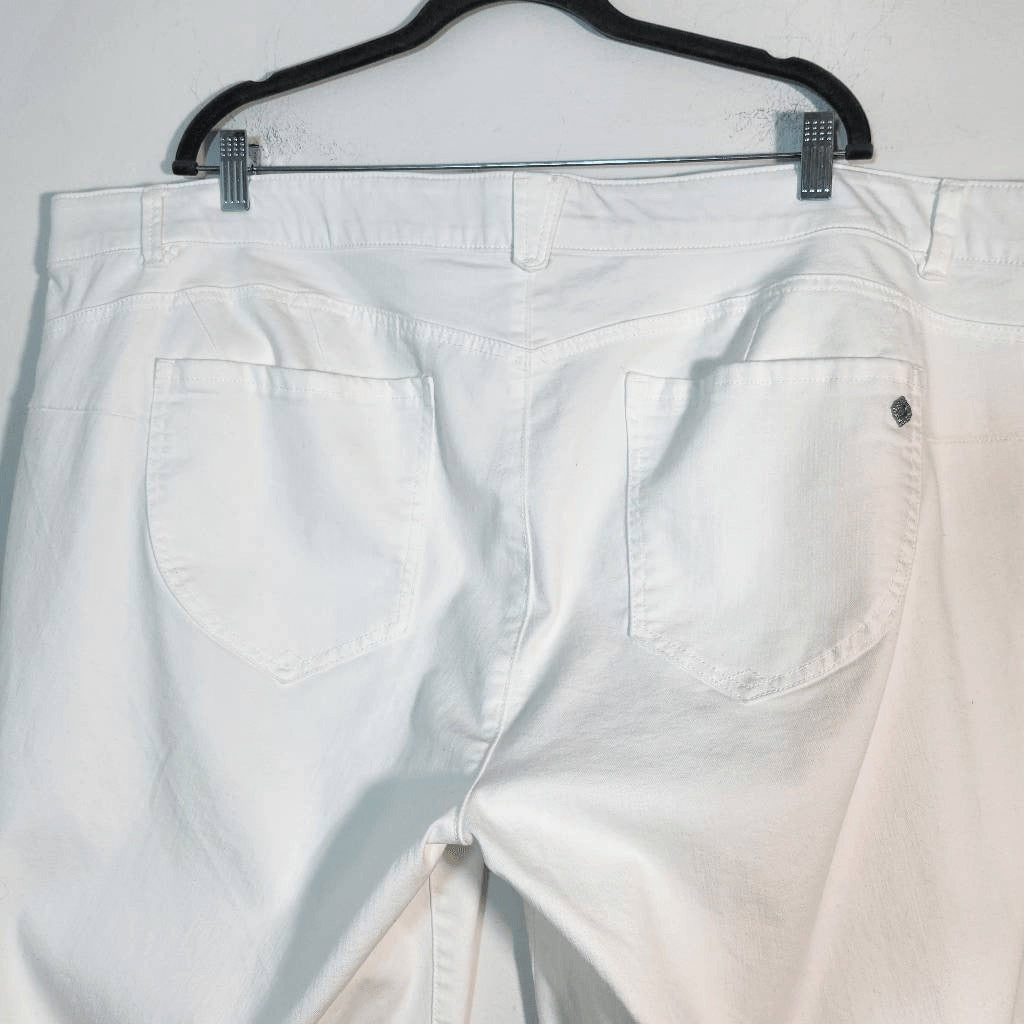 Democracy White Jeans Size 24W Democracy Absolution Cropped Jeans
