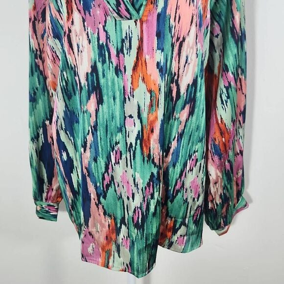 Colorful Abstract Print Boho Blouse with V-Neck and Full Sleeves Size Large