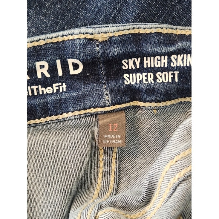 Torrid Womens Sky High Skinny Jeans Pedal Pushers Size 12