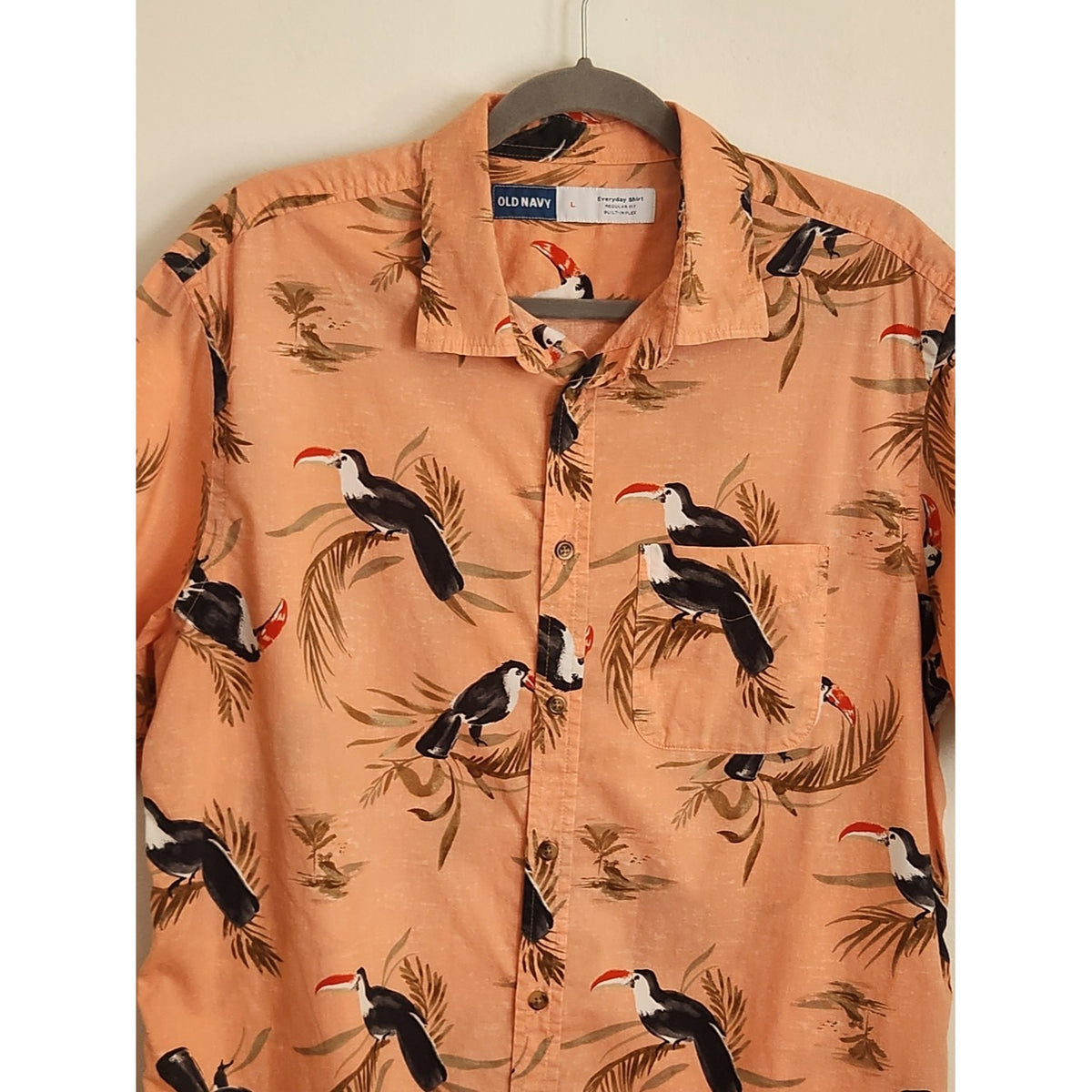 Old Navy Coral Toucan Print Short Sleeve Button Down Shirt Size Large