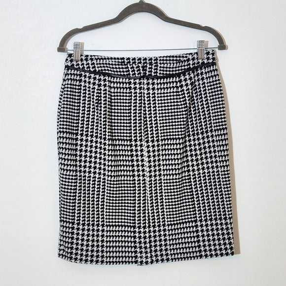 Talbots Classic Black and White Houndstooth Mini Pencil Skirt Size 8 Petites