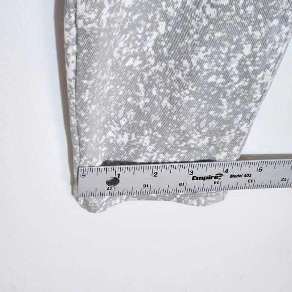 SPANX Gray and White Speckle Ankle Jean-ish Leggings Size Medium