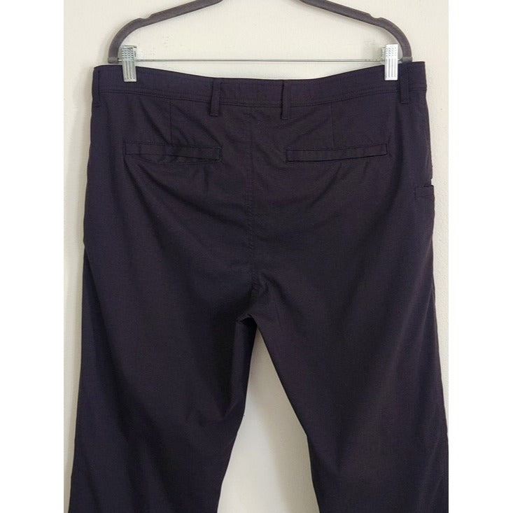 Roundtree and Yorke Performance Fabric Black Straight Leg Pants Size 36 x 32