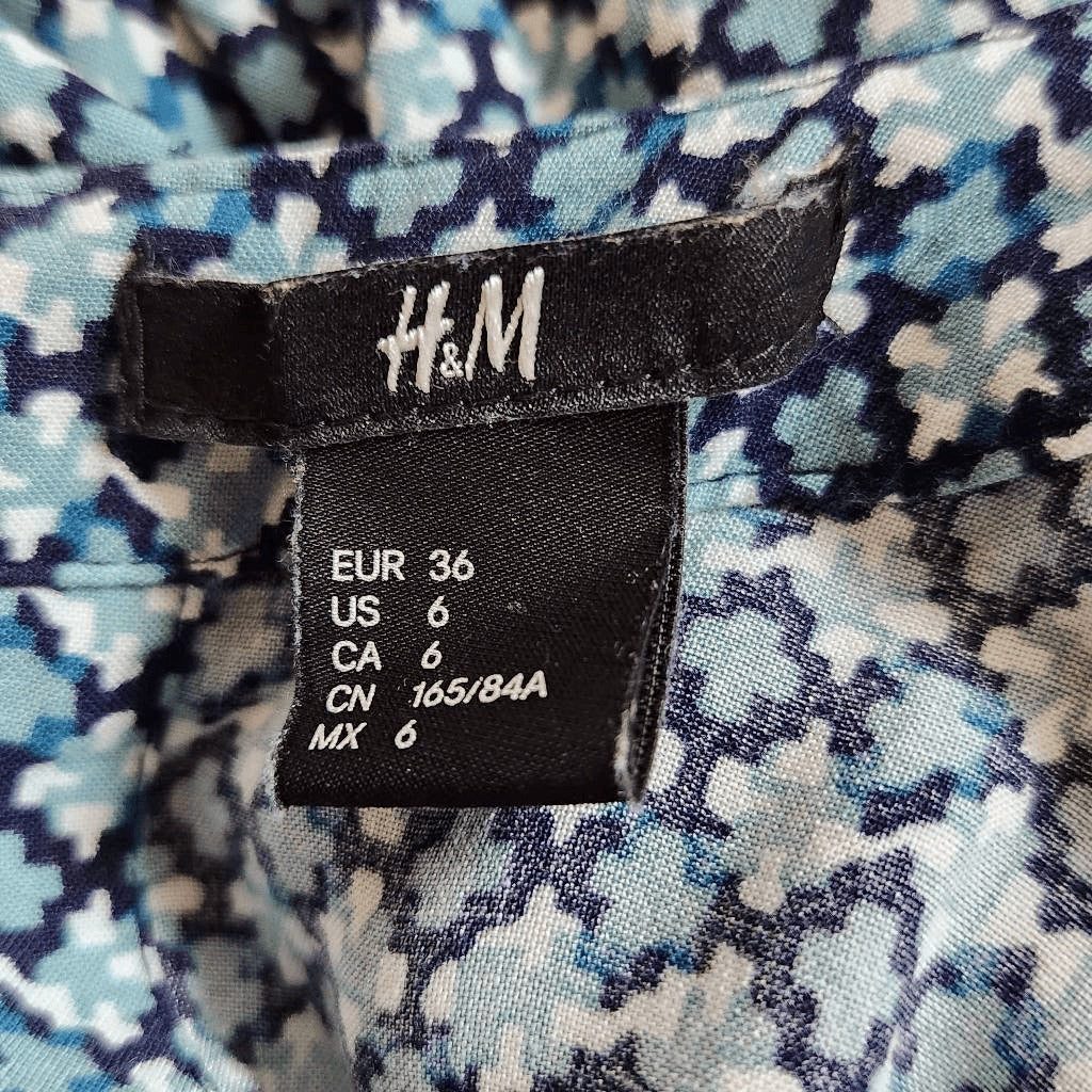 H&M Blue Geometric Print Mini Dress Size 6 H&M Blue Swing Dress