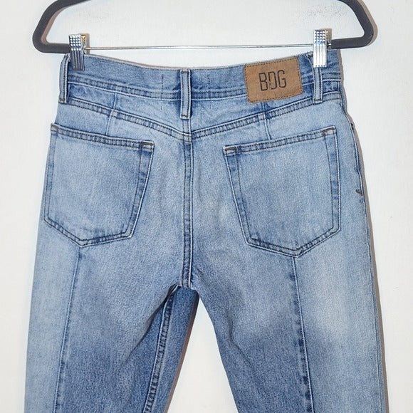 BDG Dad Slim Tapered Fit Two-Tone Jeans With Cut-Off Hem Size 29 x 32