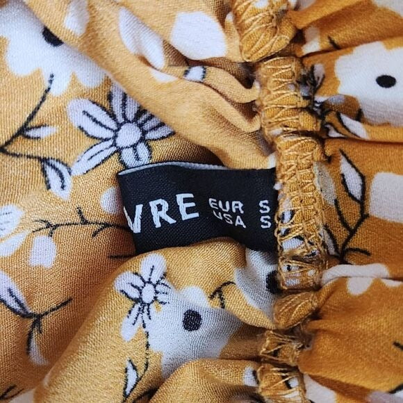 Jeuvre Yellow Floral Crop Tank Top and Skirt Set Size Small