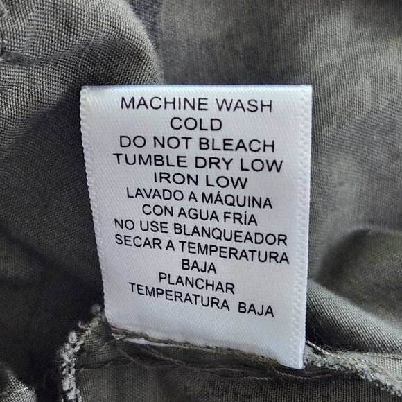 Love Tree Green Camo Zip-Up Hoodie Jacket Size Medium Camouflage Jacket