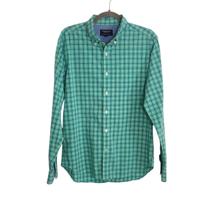 American Eagle Green and Blue Plaid Button Down Shirt Size Medium