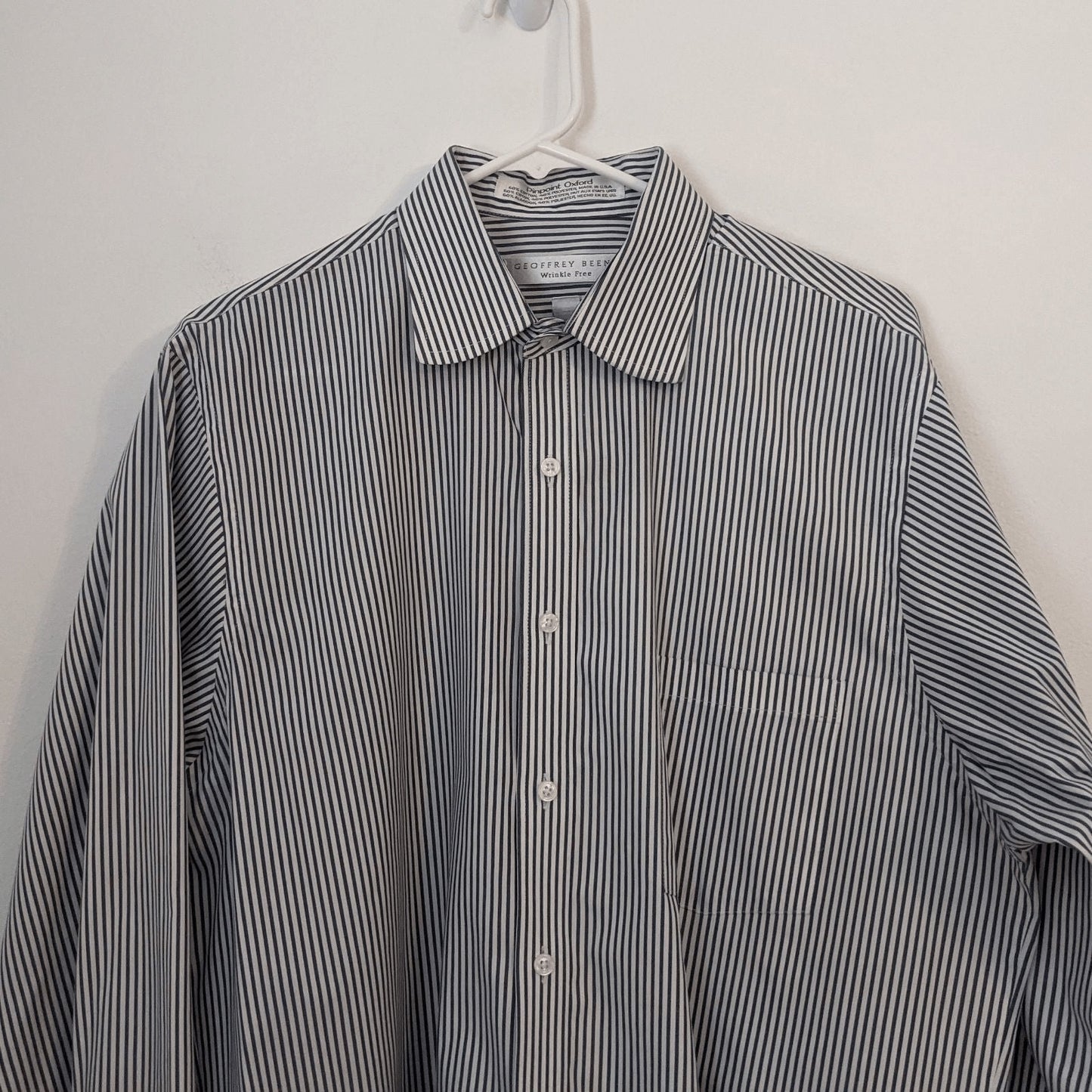 Geoffrey Beene Navy Pinstripe Oxford Button-Up Shirt Size 16 34/35