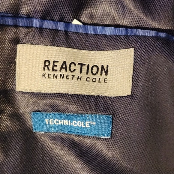 Kenneth Cole Reaction Navy Blazer Size 42L