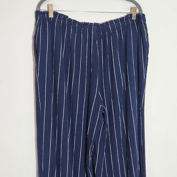 Cato Navy Blue and White Striped Pull-on Wide Leg Pants Linen Blend Size 14/16