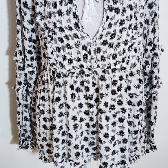 Olivaceous Black and White Swiss Dot  Blouse Size Medium NWT
