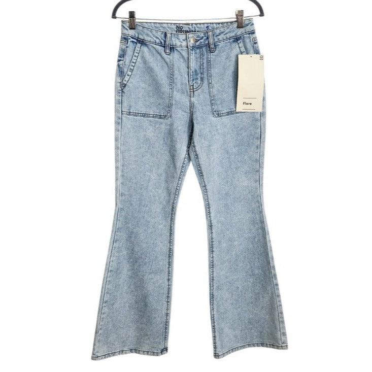 No Boundaries Light Wash Flare Leg Jeans NWT Size 4