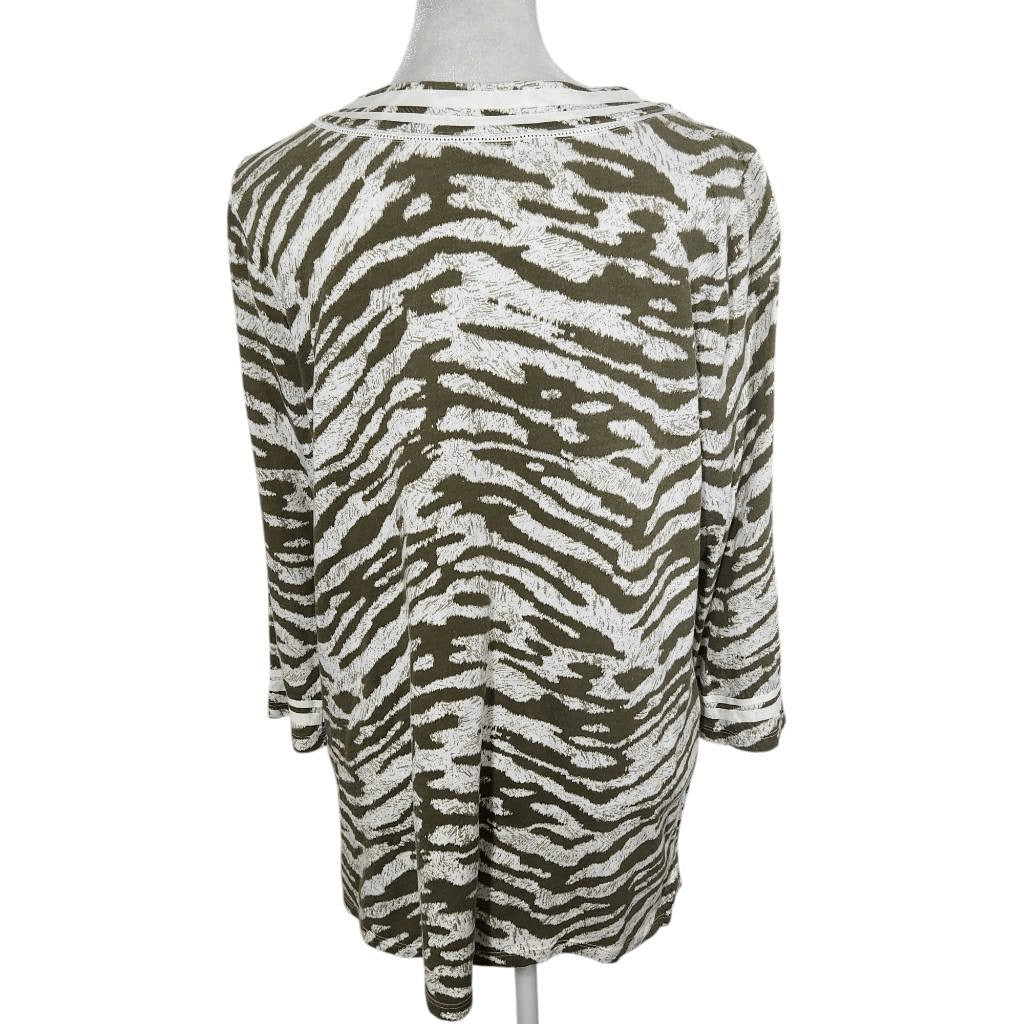 Talbots Green Animal Print Top with Ribbon Detail Size Large Petite