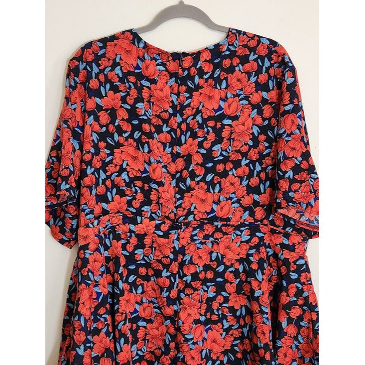 Boohoo Red and Blue Floral Print V-Neck Short Romper Size 20