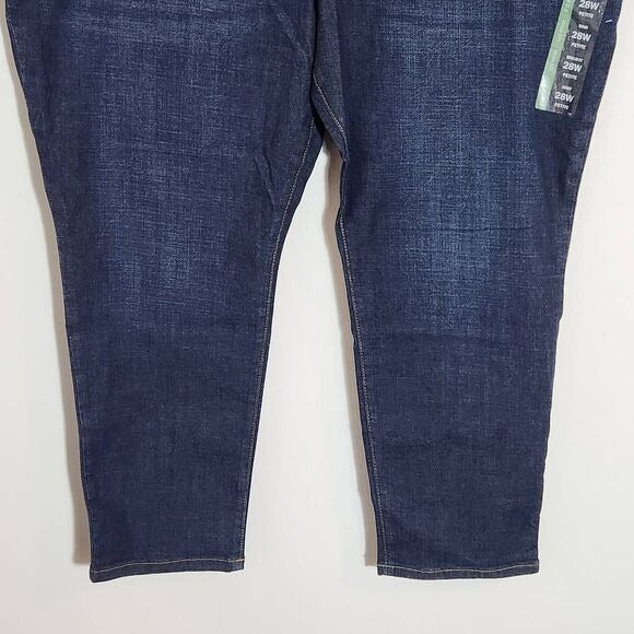 Lee Mid-Rise Dark Wash Capri Jeans Size 28W Petite, New