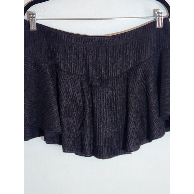 SHEIN Black Textured Ruffle Mini Skort Size 1XL