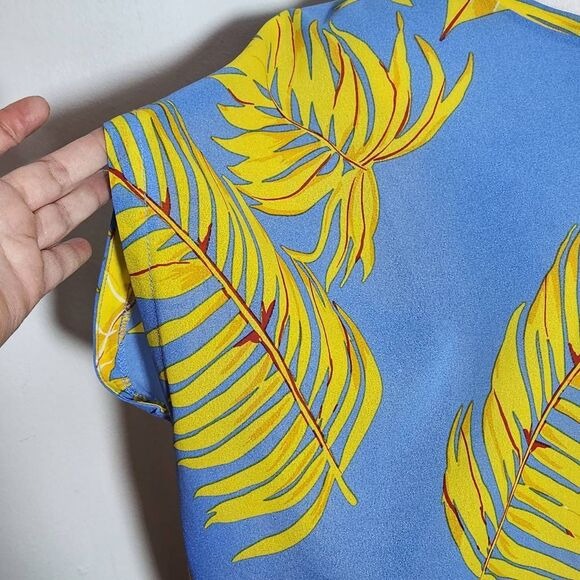 Joy Joy Blue and Yellow Tropical Print Dolman Sleeve Blouse Size Medium