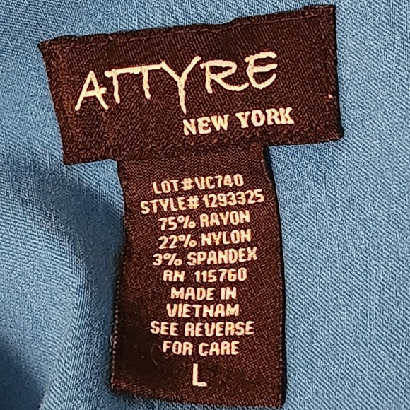 Attyre New York Blue Zip-Up Jacket Size Large