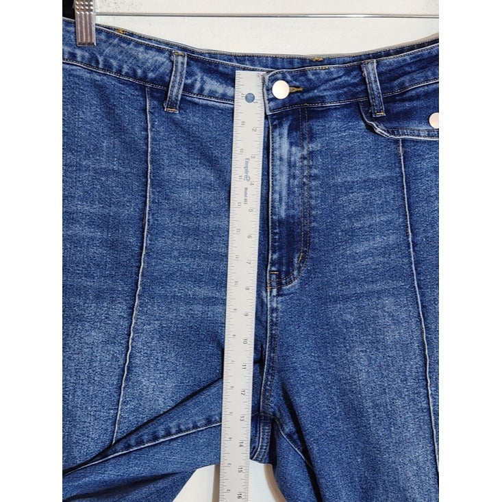 Cider Medium Wash Flare Leg Jeans with Center Seams Size 2XL