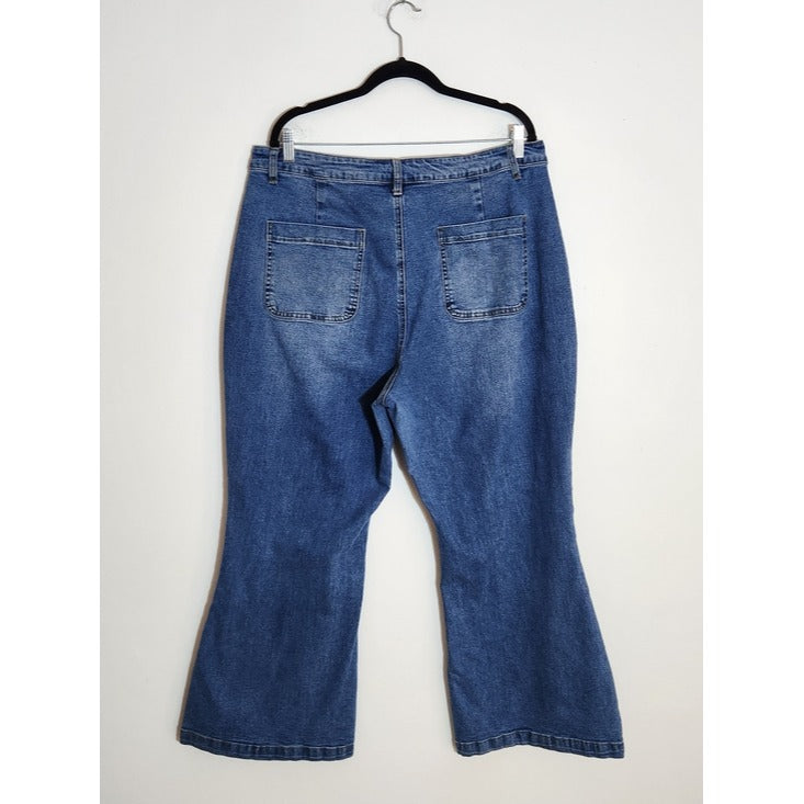 Cider Medium Wash Flare Leg Jeans with Center Seams Size 2XL