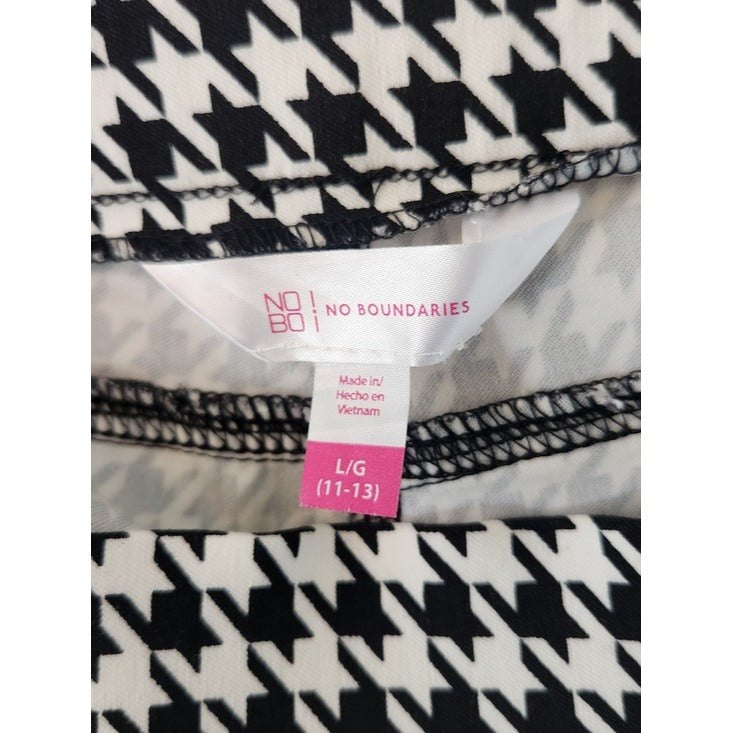 No Boundaries Black and White Houndstooth Skinny Pants Size Large