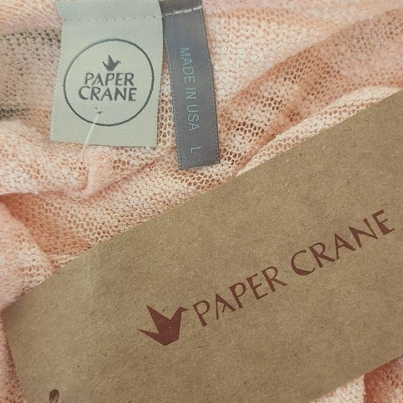 Paper Crane Peach V-Neck Knit Crop Top with Crochet Lace Detail NWT Size Large