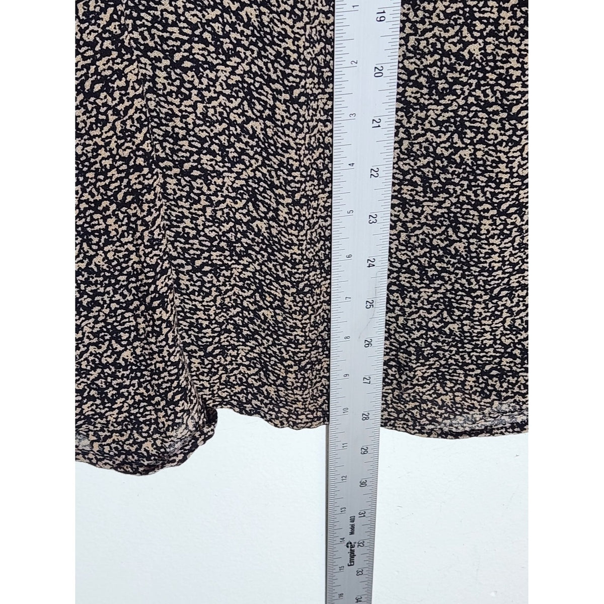 DR2 Black and Tan Print Button-Up V-Neck Blouse Size 3X