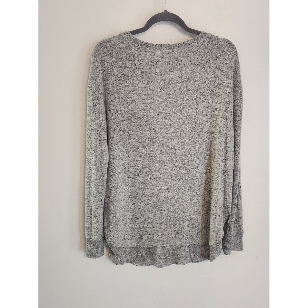 Surf Style Gray Seagrove Trading Co. Pullover with Raw Edge Detail Size Medium