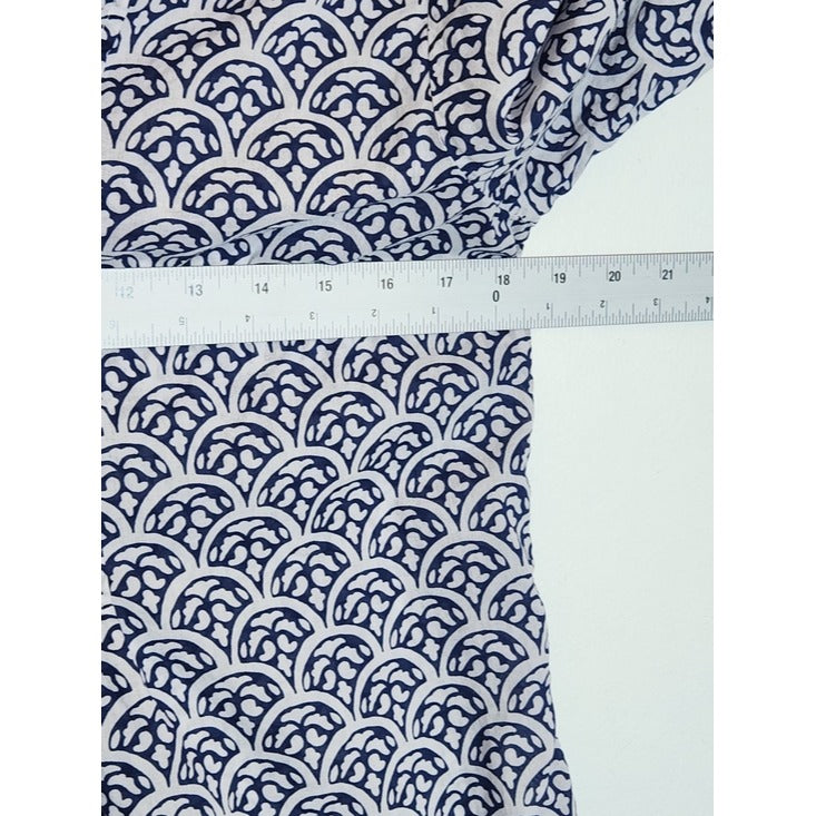 Talbots Blue and White Print Pintuck Cotton Blouse Size Small